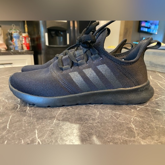 Adidas cloudfoam , black , women’s size 7.5 - Picture 4 of 8